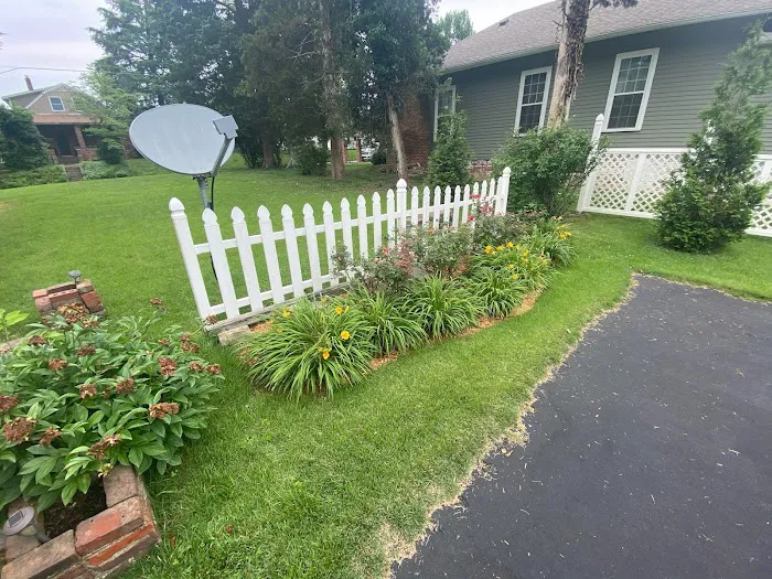 Mulch Man Property Maintenance LLC Picture 6