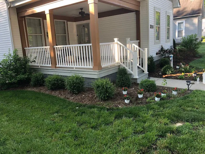 Mulch Man Property Maintenance LLC Picture 2