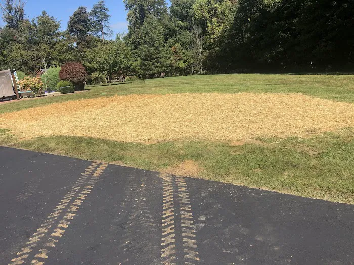 Getty's Lawn & Landscaping Picture 8