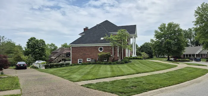 Accurate Lawn & Landscaping Picture 2