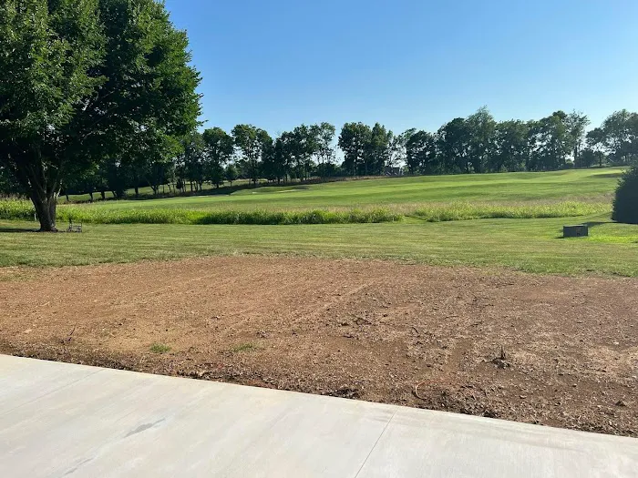 Saenz landscaping Picture 7