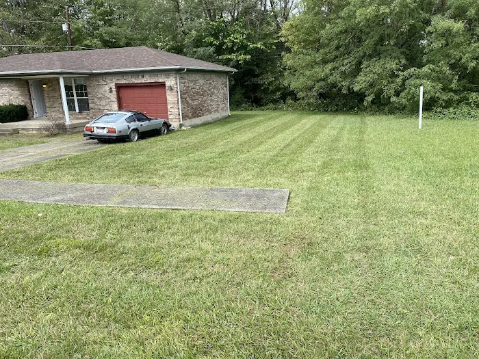 J&J lawn care and junk removal Picture 1
