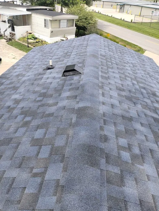 J&J lawncare and construction Picture 1