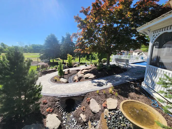 Gritters Lawn and Landscape LLC Picture 5