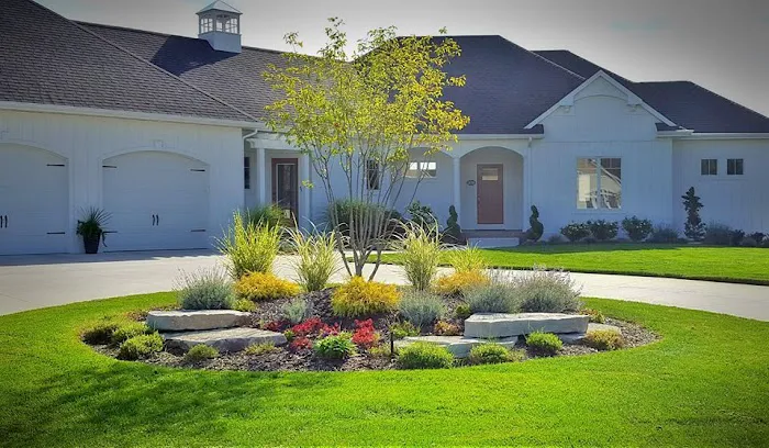 Gritters Lawn and Landscape LLC Picture 4