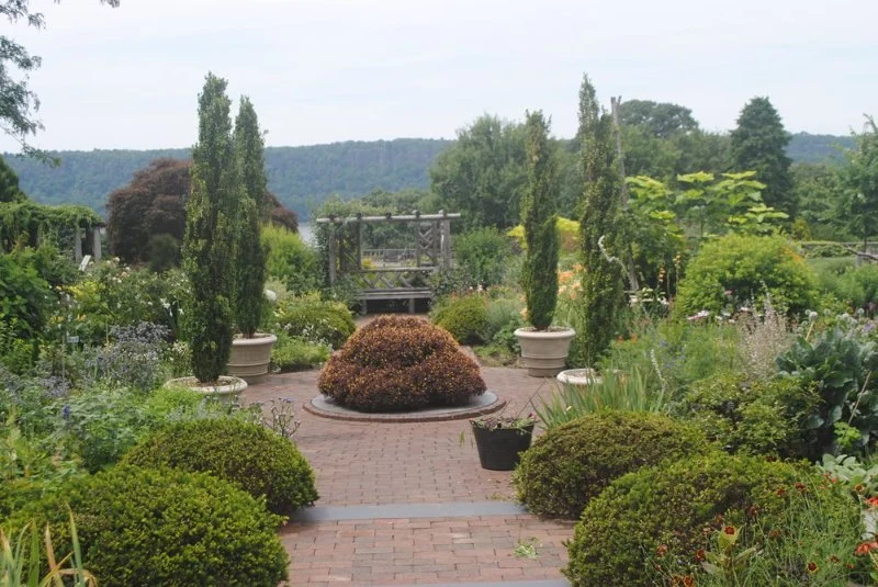 How to Use Structural Plants for Yearly Framework