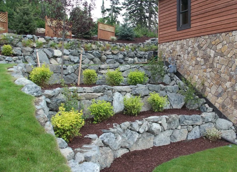 How to Landscape Around a Retaining Wall