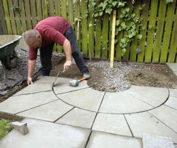 How to Choose Enduring Hardscape Materials