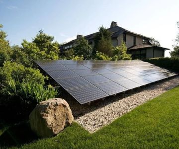 How to Landscape Around Solar Panels or Roof Gardens