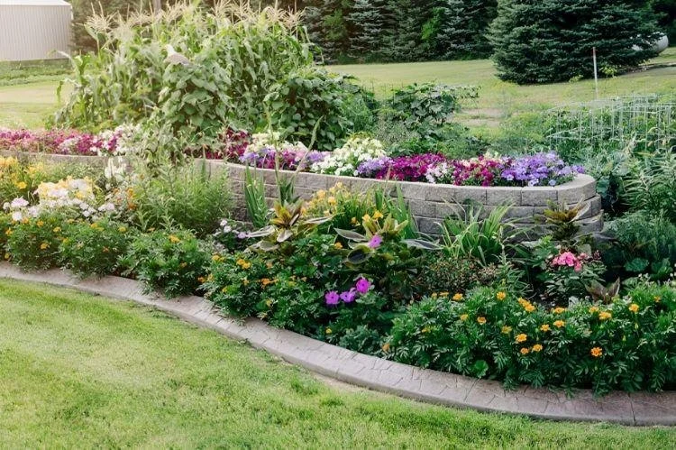 How to Create a Landscape That’s Easy to Clean and Maintain