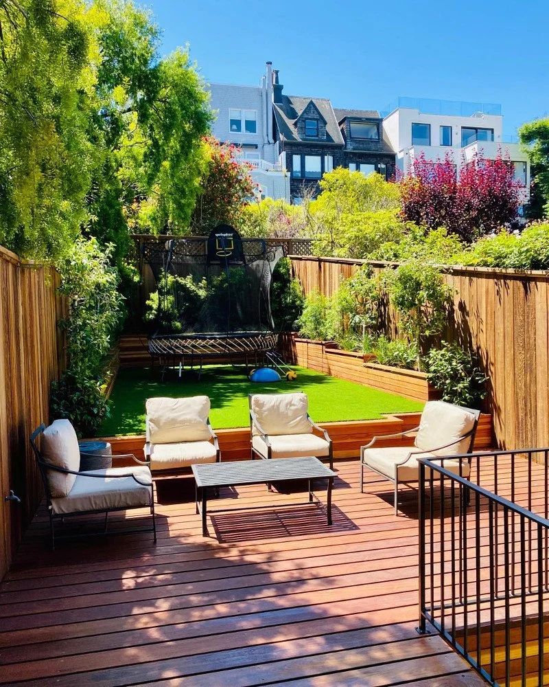 How to Landscape a Small Urban Backyard: Tips and Ideas