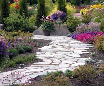 How to Build Durable and Elegant Pathways with Natural Stone
