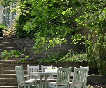 How to Create a Timeless Garden That Grows More Beautiful Each Year